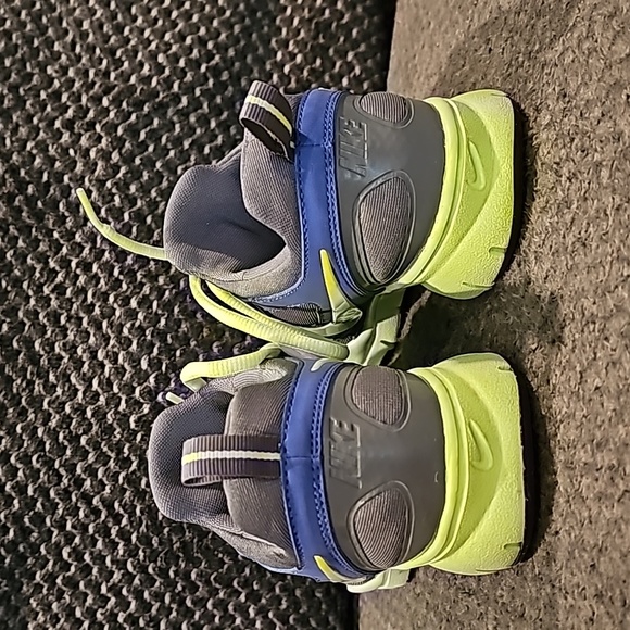 Nike In-Season Trainer TR2 Gray/Blue/neon yellow #525737-005 Size 6.5 Women’s - Picture 5 of 9